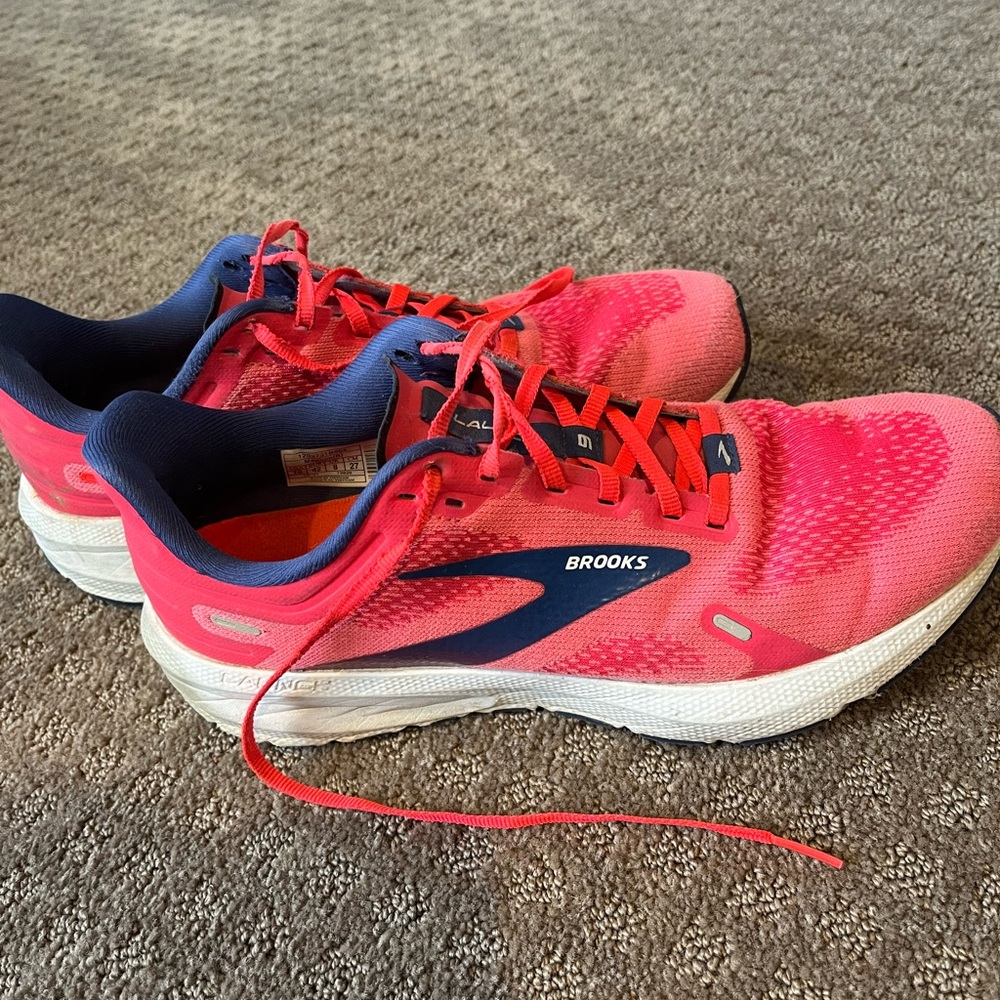 Brooks Launch 9